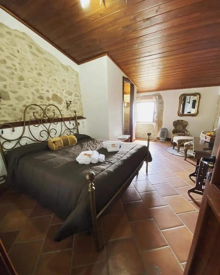 La Rupe Bed And Breakfast Норма Экстерьер фото
