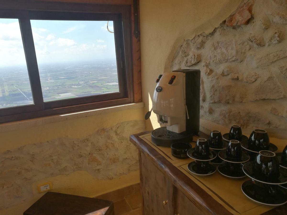 La Rupe Bed And Breakfast Норма Экстерьер фото