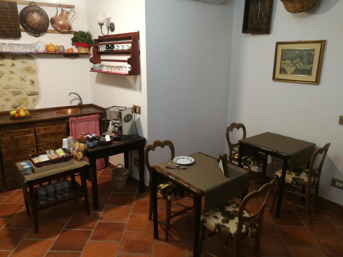 La Rupe Bed And Breakfast Норма Экстерьер фото